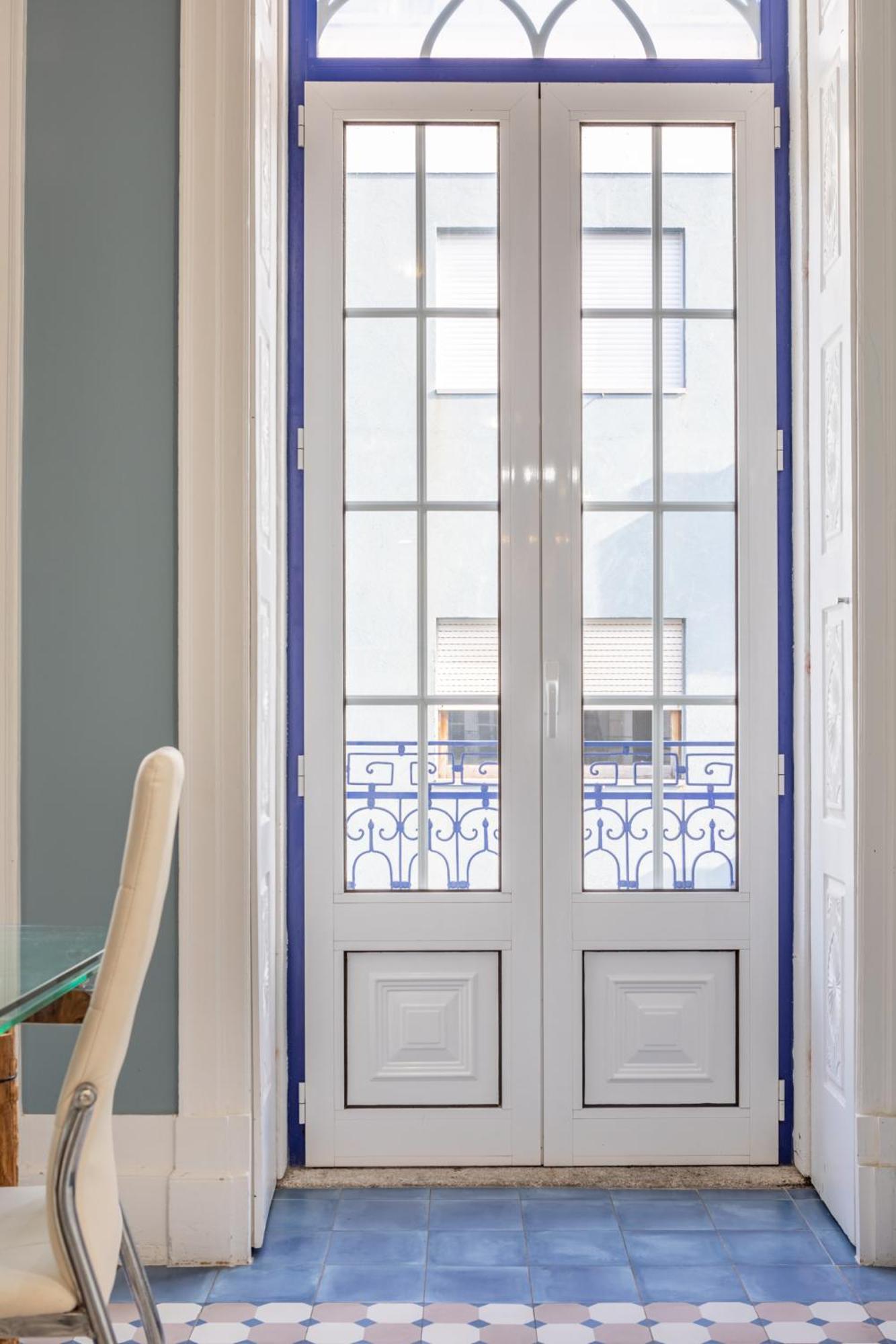 Ferienwohnung Deluxe Spacious Flats w Mezzanine by Host Wise Porto Zimmer foto