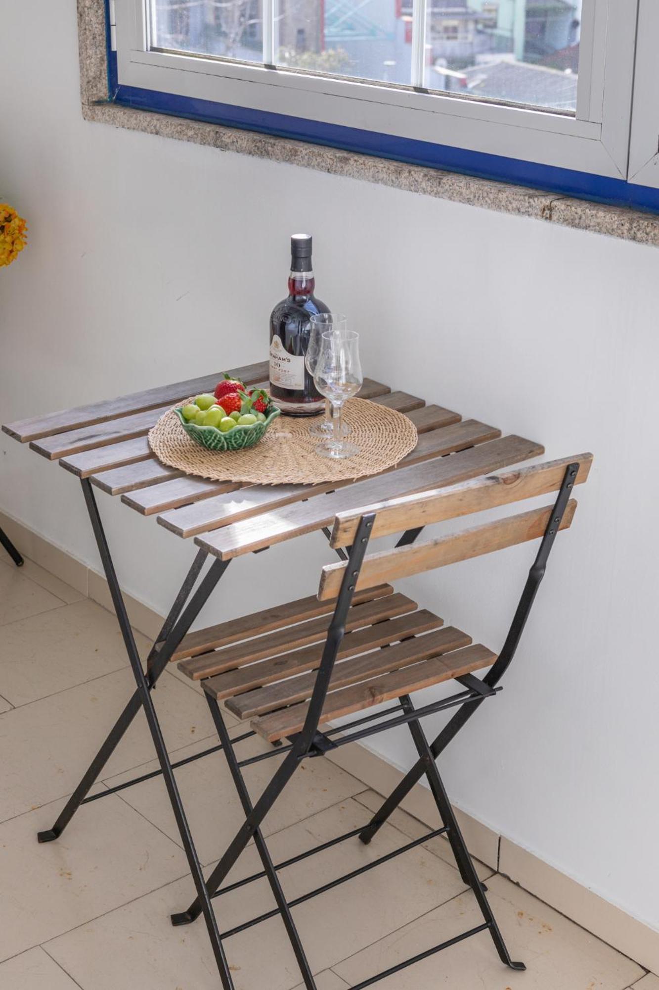 Ferienwohnung Deluxe Spacious Flats w Mezzanine by Host Wise Porto Zimmer foto